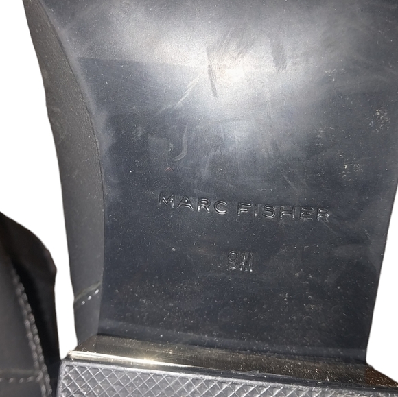 Marc Fisher Samona black leather ankle zip bootie  size 9 - Picture 6 of 7